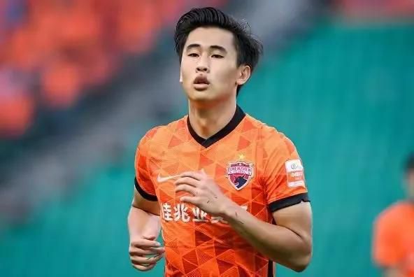 在公厕被灌满jing液绑在公厕